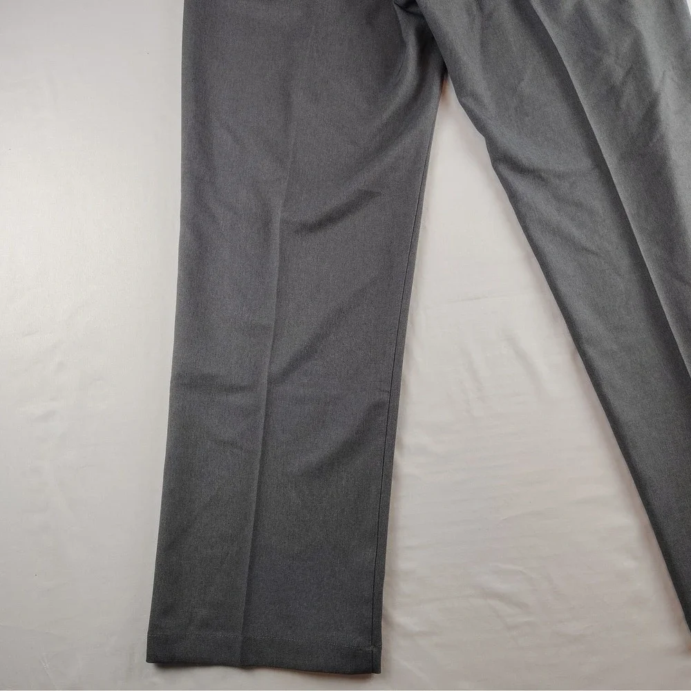 NWT Haggar Pants Mens 38x32 Dark Gray Cool Right Performance Flex Classic Fit